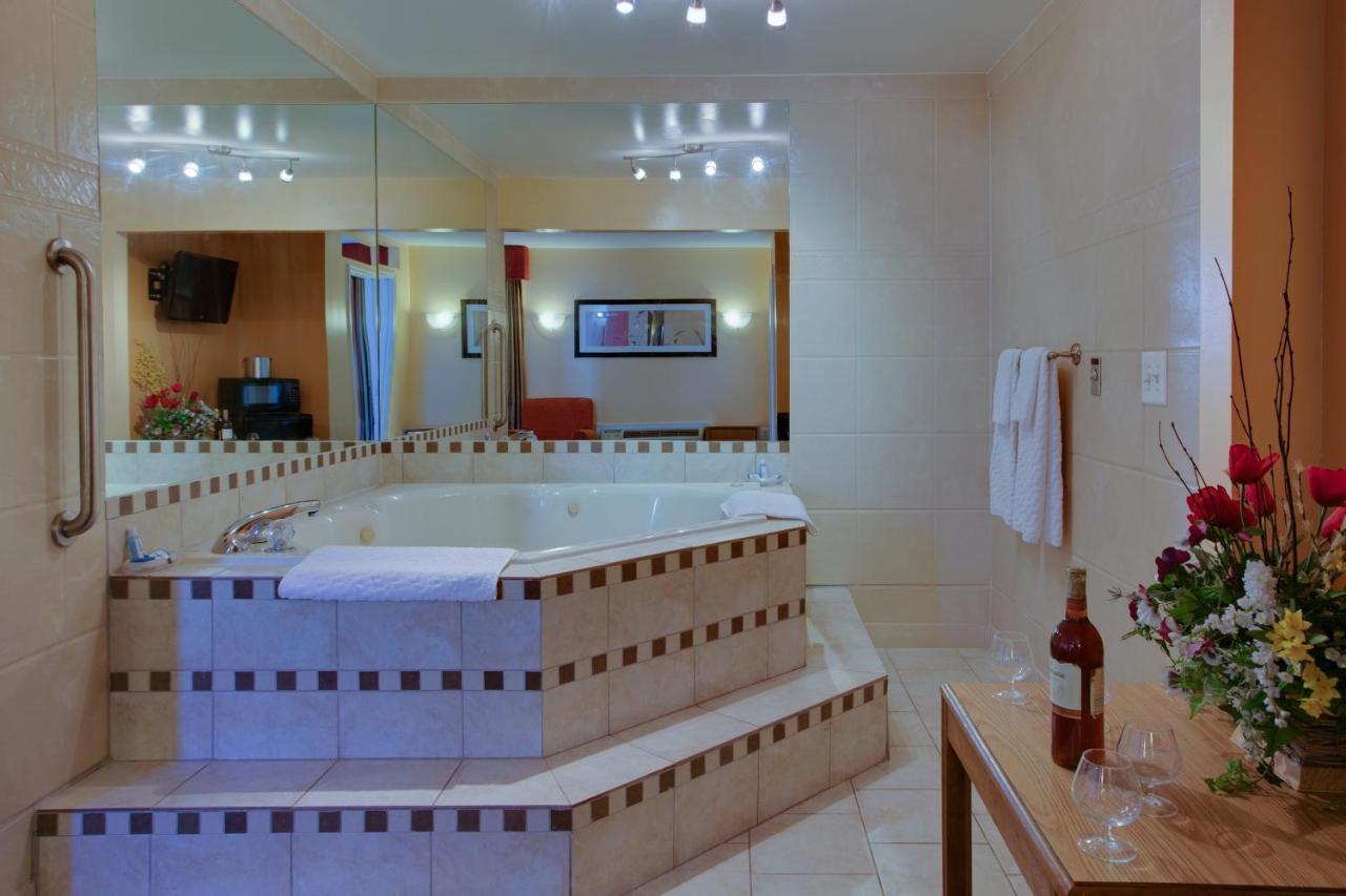 Master Suites Hotel Уолдорф Екстериор снимка