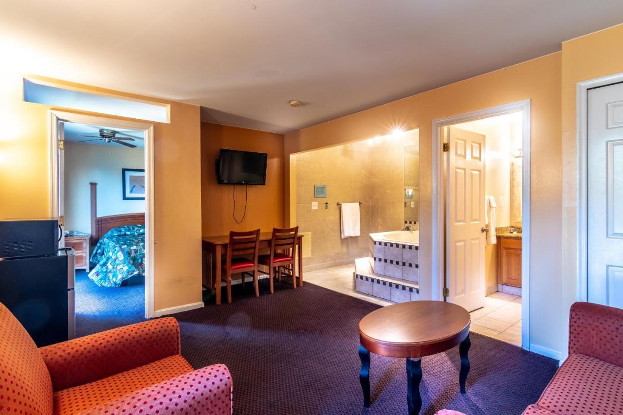 Master Suites Hotel Уолдорф Екстериор снимка