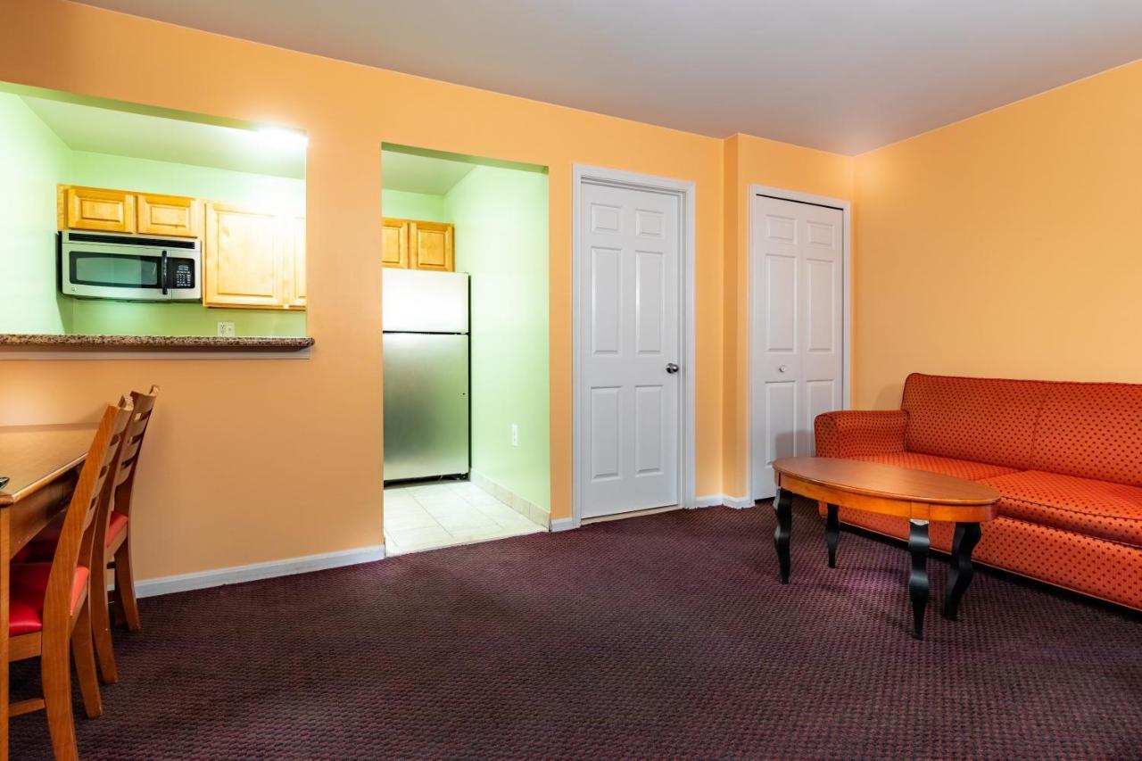 Master Suites Hotel Уолдорф Екстериор снимка